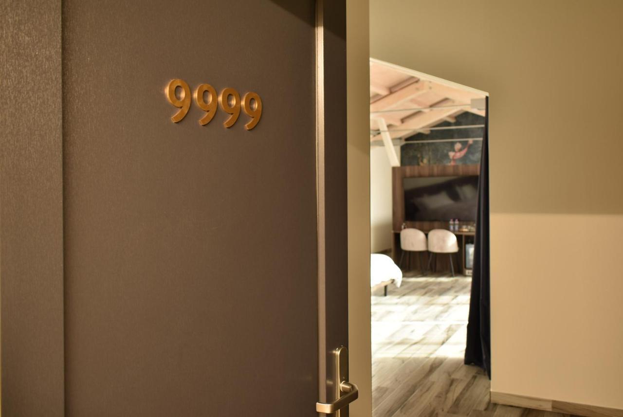 Royal Garden Luxury Rooms ปาโดวา ภายนอก รูปภาพ